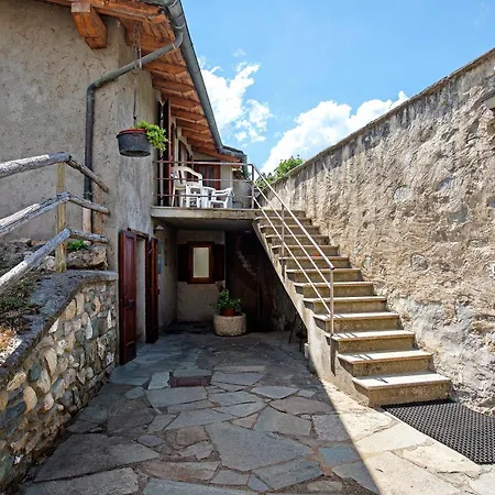 Apartment La Tour Saint-Pierre